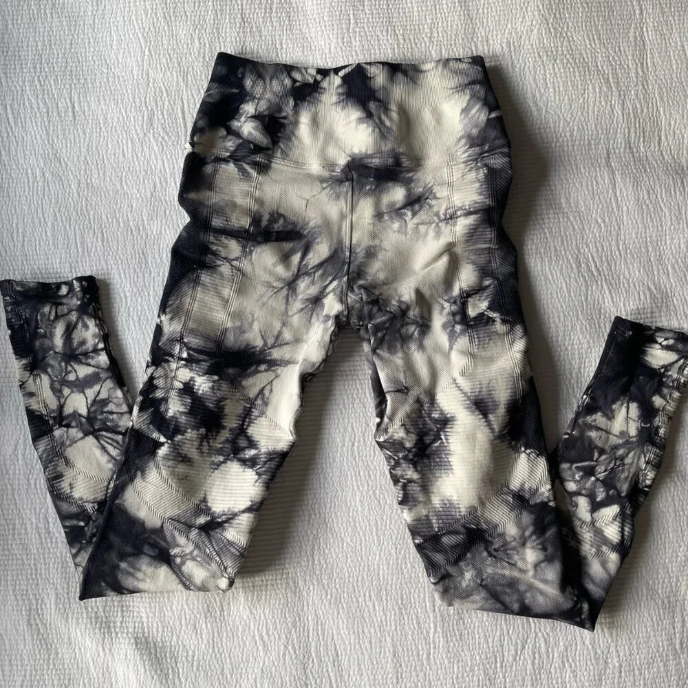 NUX One by One Seamless Legging Black Tie Dye - Picture 6 of 8